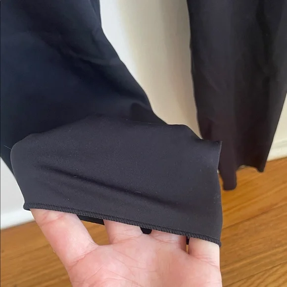 NEW Women's Black High-Waisted Leggings - Picture 8 of 16